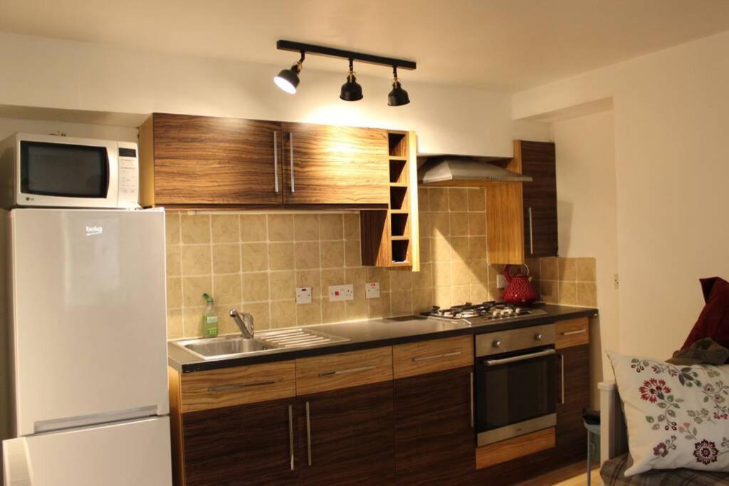 The Snug, A Great Flat In The Heart Of Peebles. Appartement Buitenkant foto